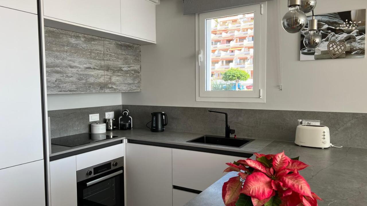 Boutique Studio, Sea Views Of Las Vistas And Free Wifi Playa de las Americas  Ngoại thất bức ảnh